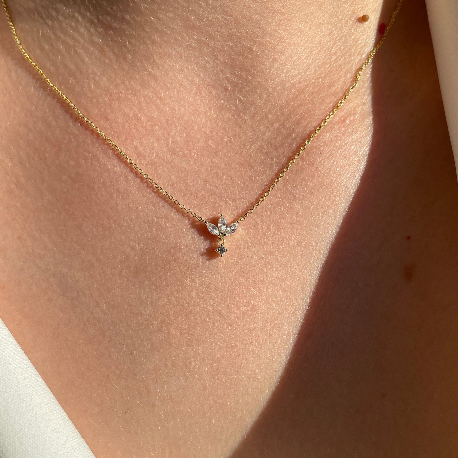 Light Petals Necklace | PRE-ORDER