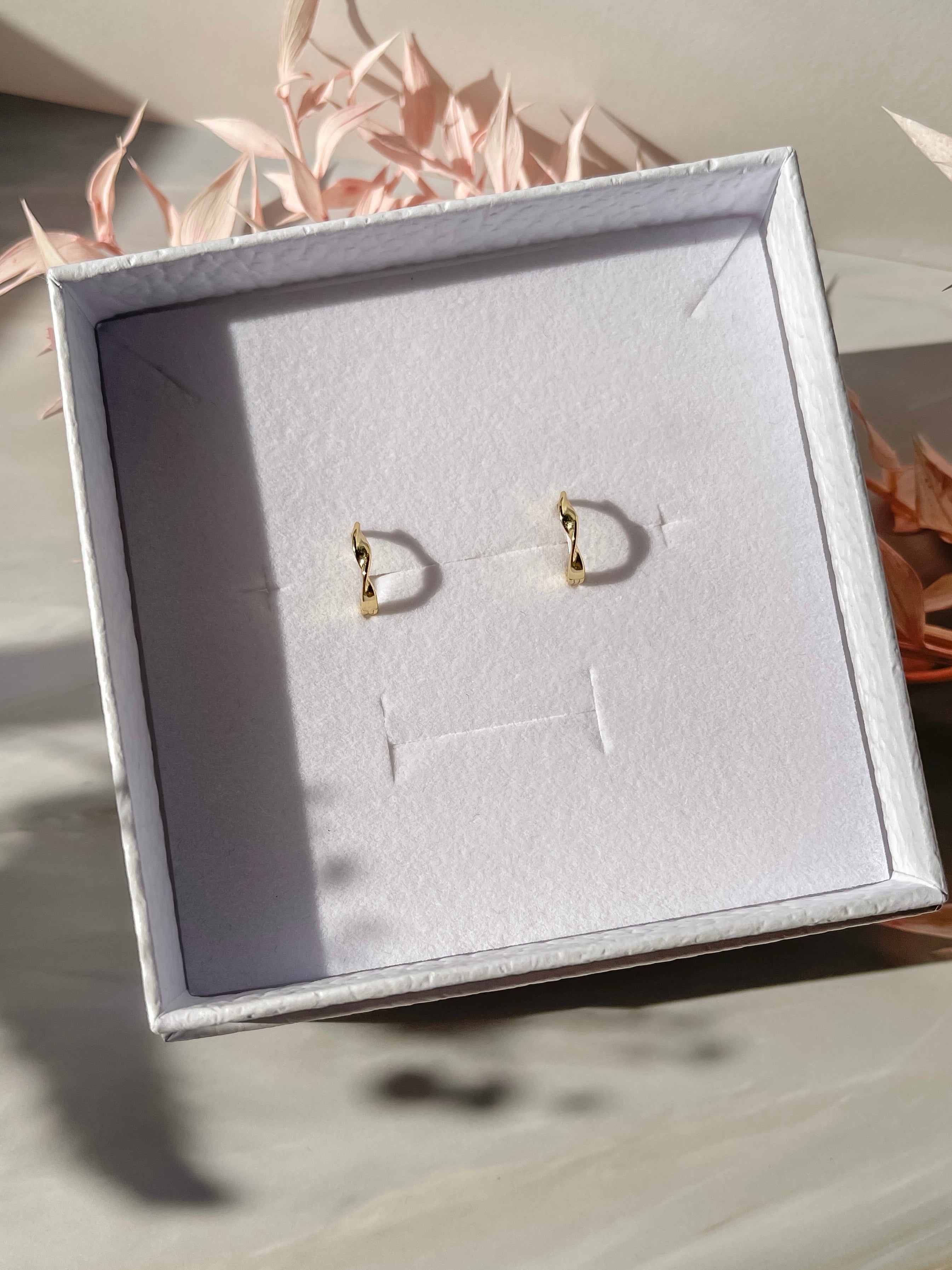 Clara Earring