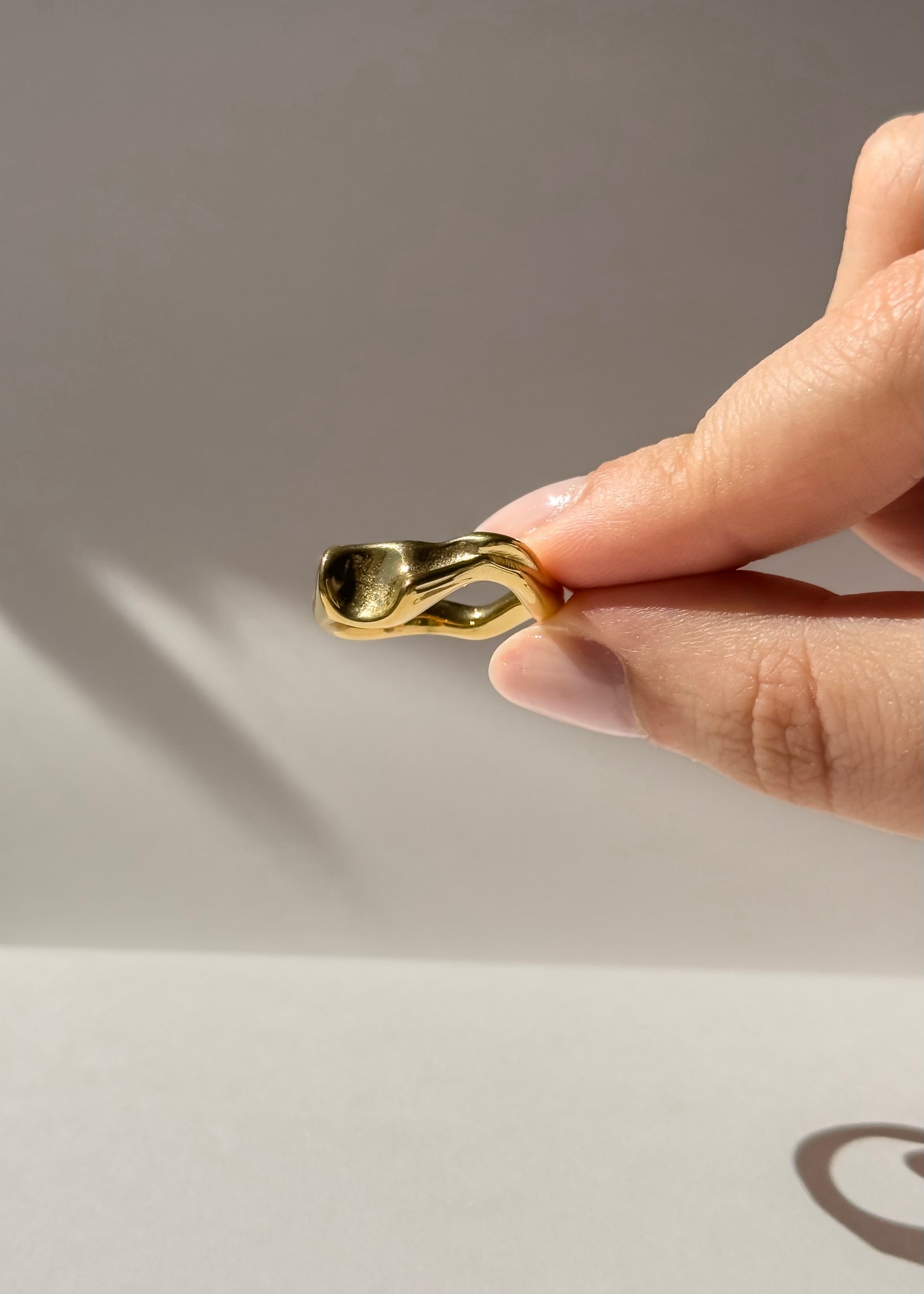 2000 Ring