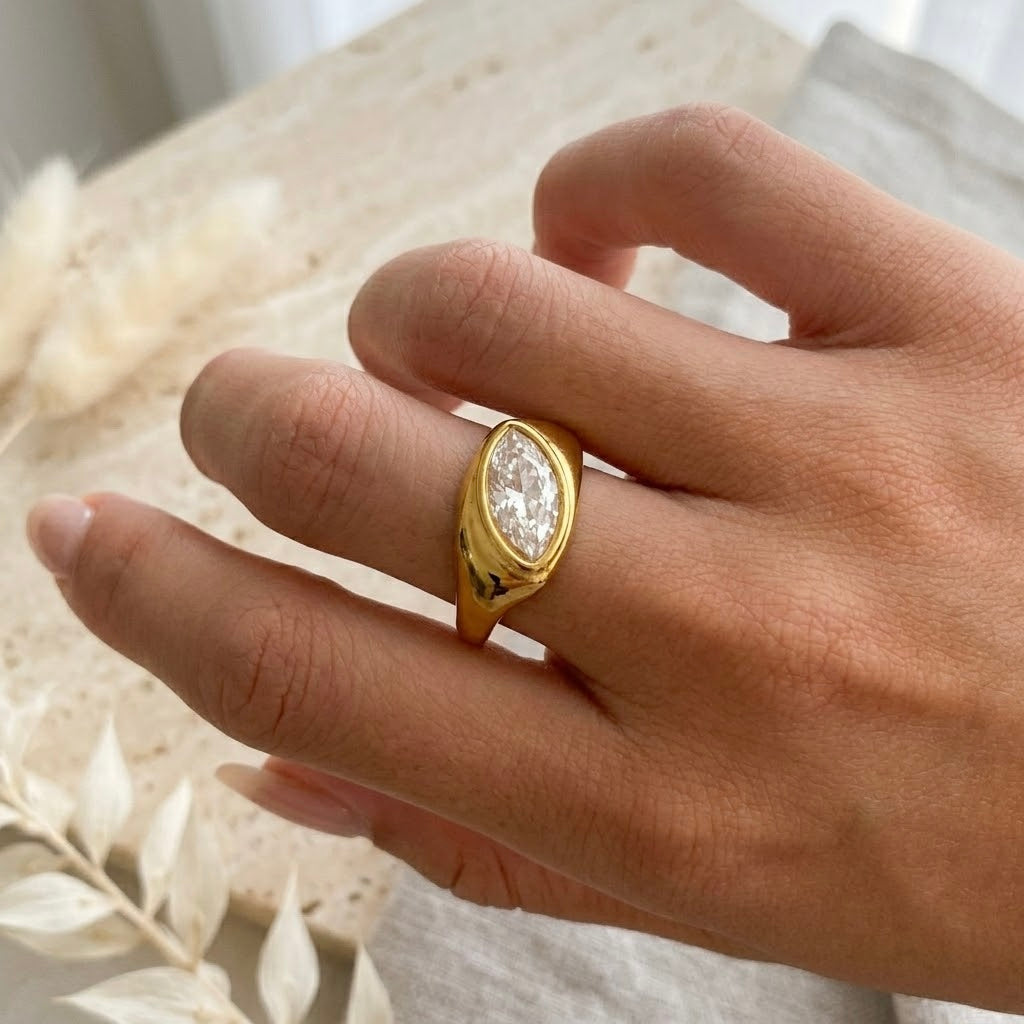 Delia Ring