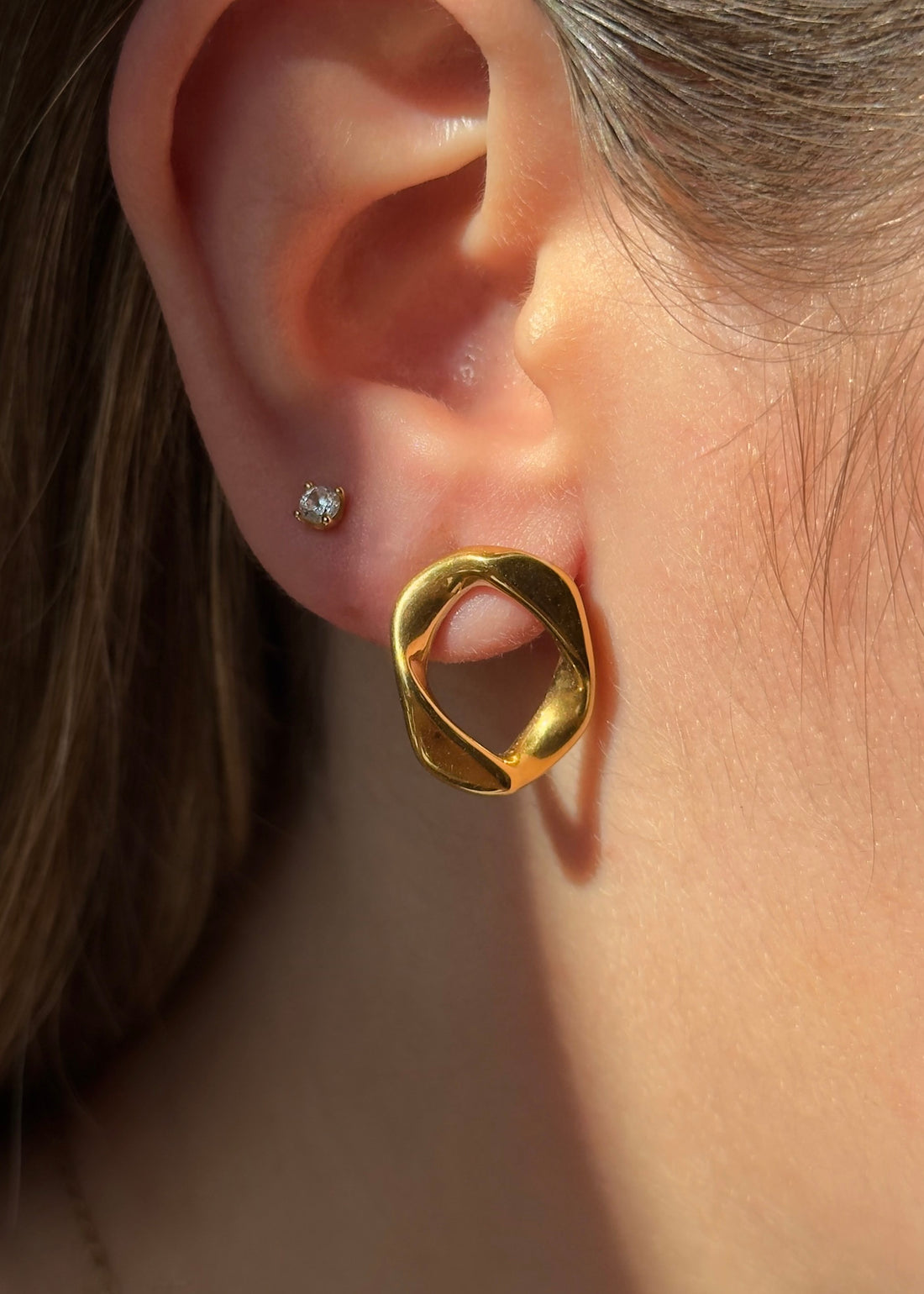Onda Earring