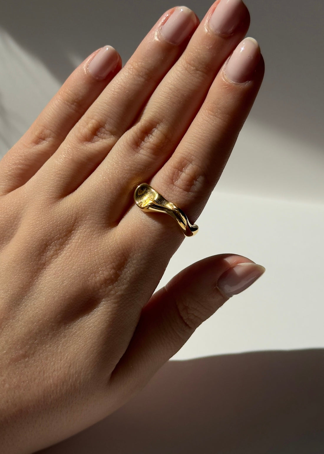 2000 Ring