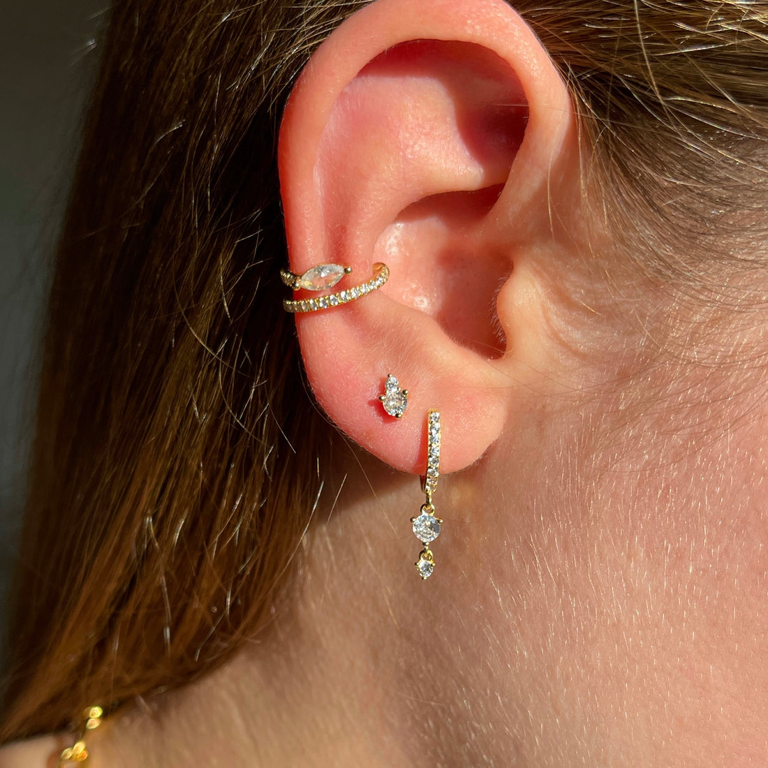 Mistletoe Earcuff