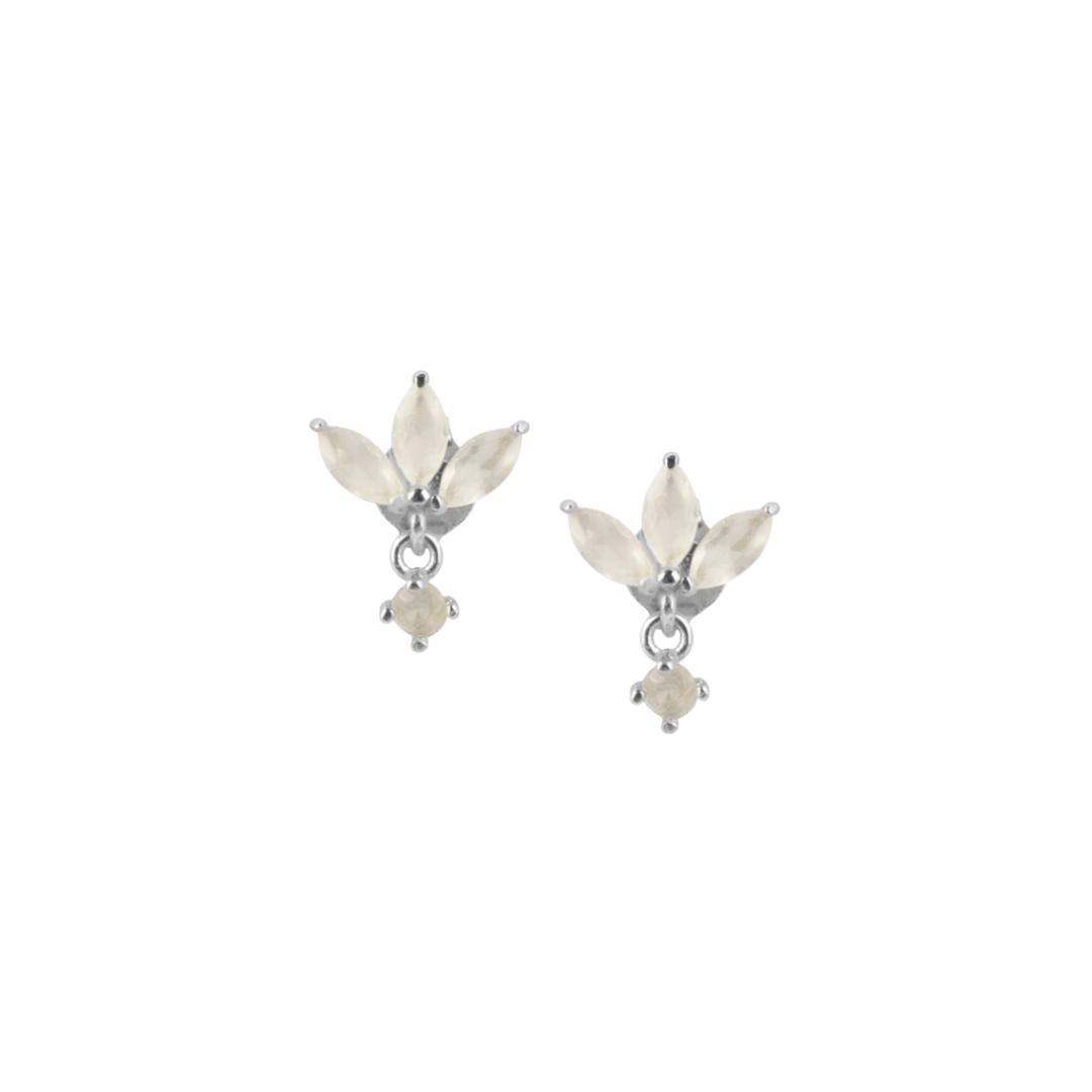 Milk Petals Earring