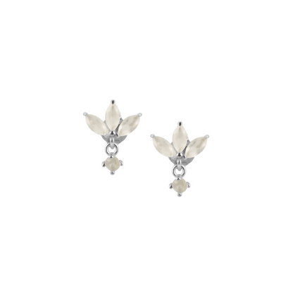 Milk Petals Earring