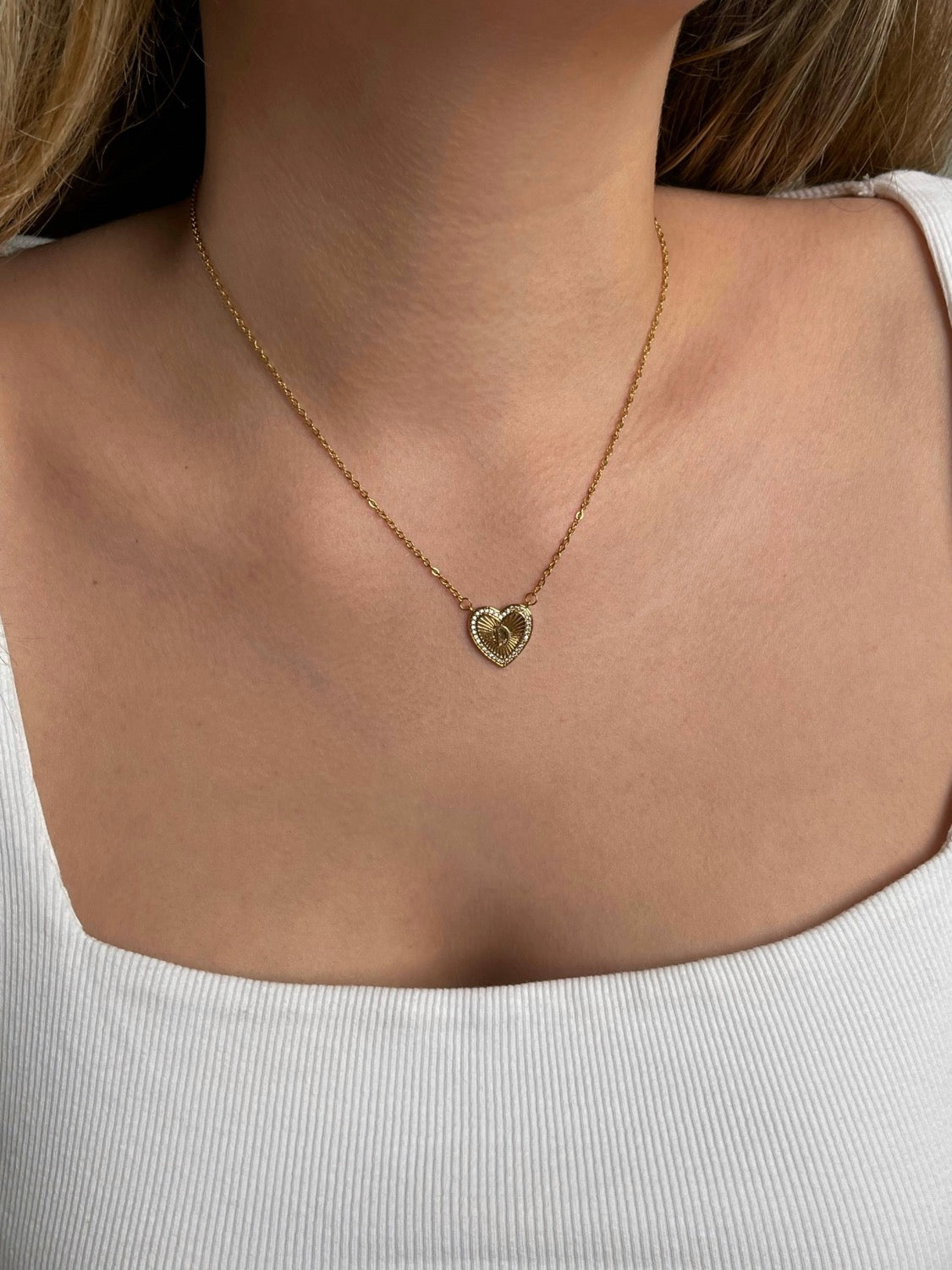 Coeur avec collier initial