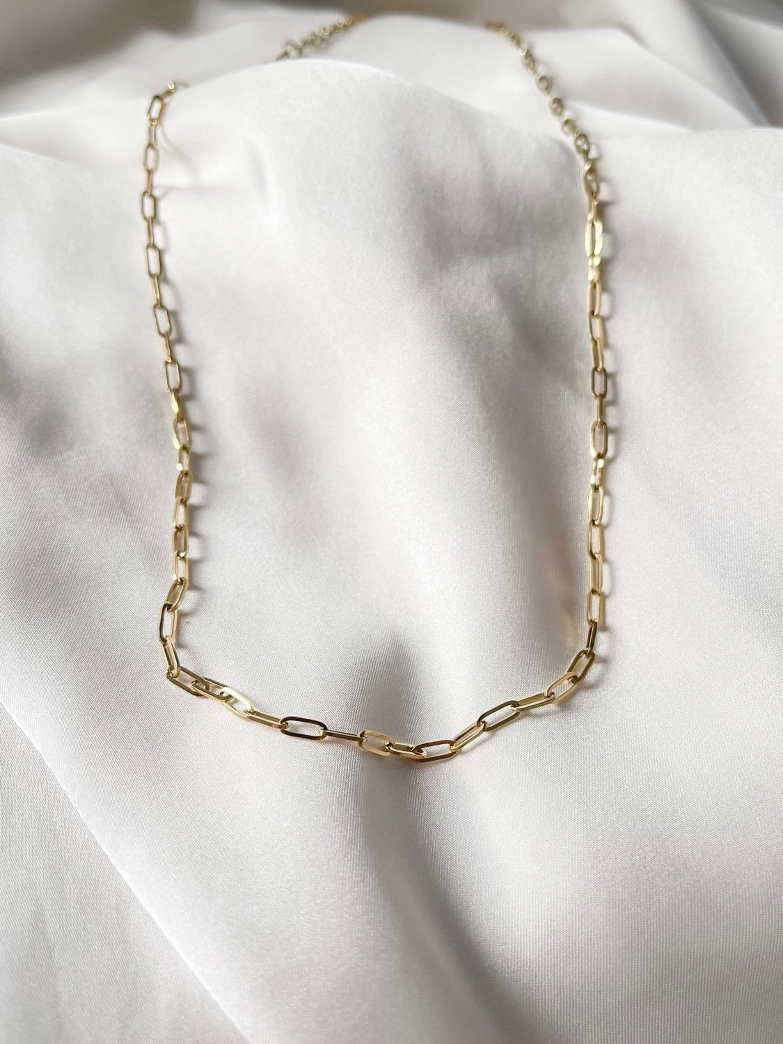 Maci Thin Necklace