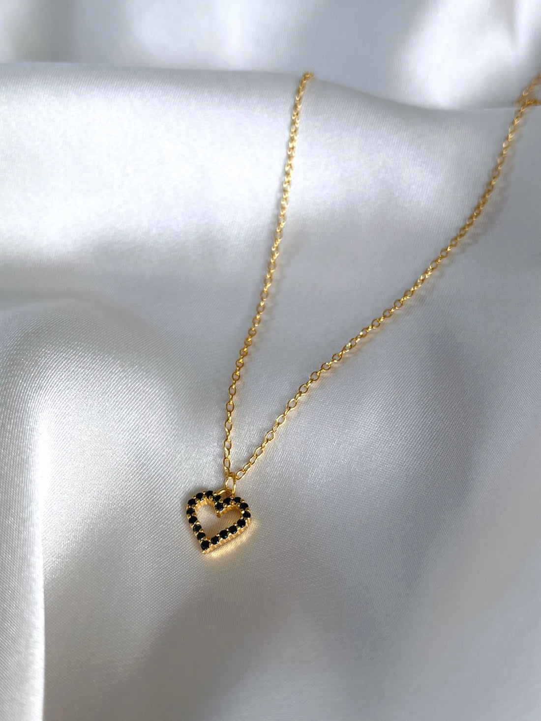 Heart Black Necklace