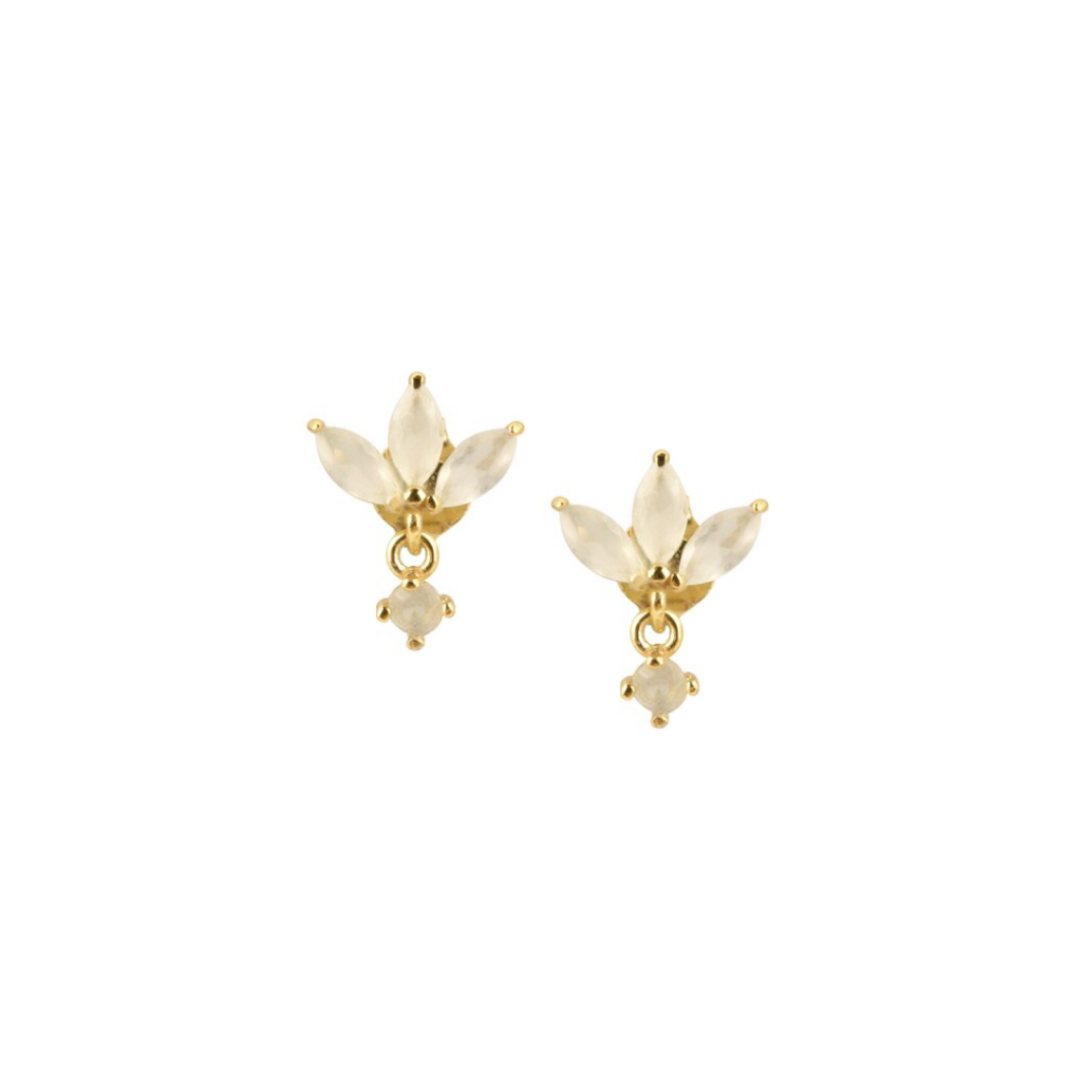 Milk Petals Earring