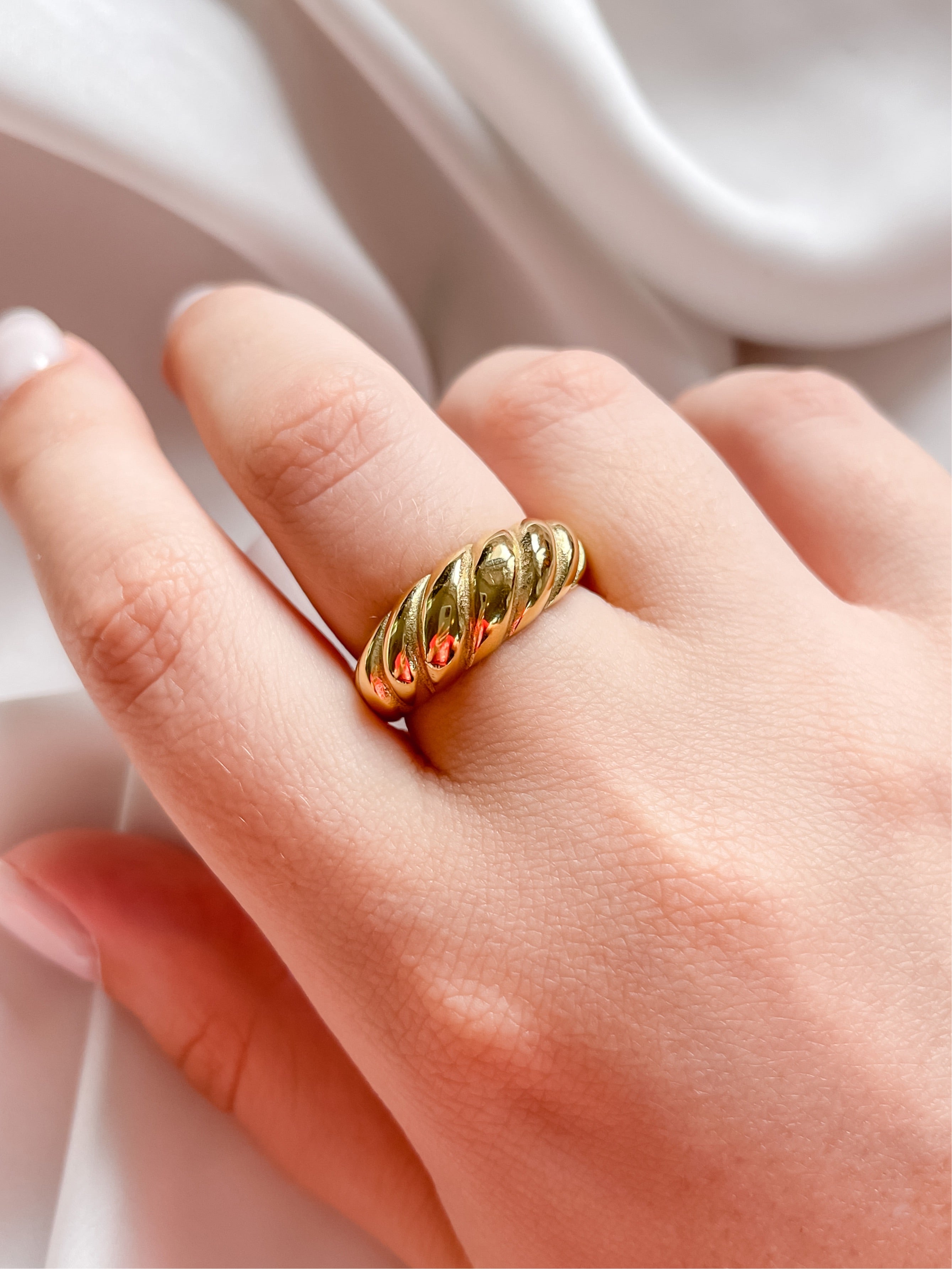 Croissant Ring